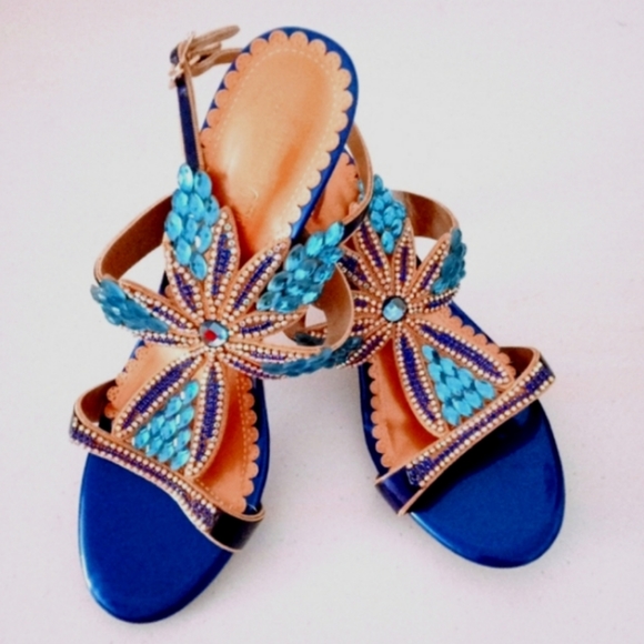 🎁 FREE GIFT IS INCLUDED 🎁 NWT NIB Rhinestone Slingback Heels Women Shoes - Picture 3 of 16